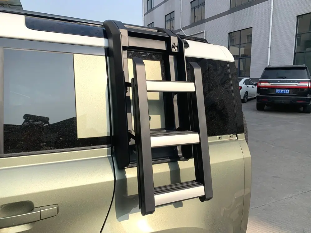 Defender Side Mount Ladder